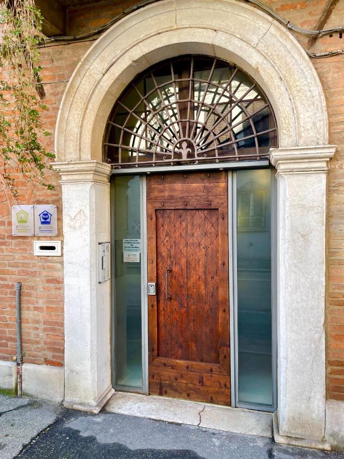 Alkimia Smart Rooms Ferrara Buitenkant foto